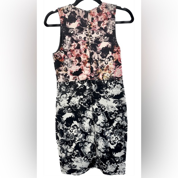 Topshop | Floral Bodycon Dress! Size 6 - Picture 4 of 7